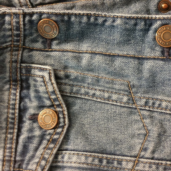 Denim jacket - Picture 2 of 4